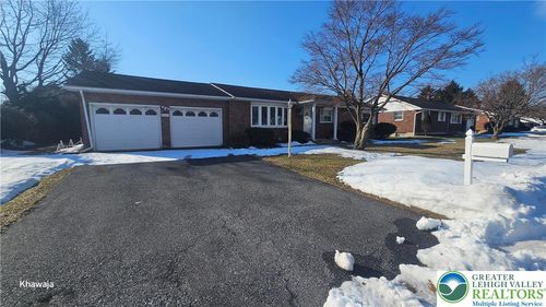 1217 Birchwood Dr, BETHLEHEM, PA, 18017-3647 | Card Image