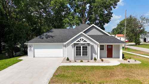 207 S 14th St, Petersburg, IN, 47567-1505 | Card Image