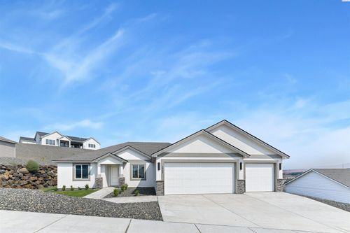 2903 S Osborne St, Kennewick, WA, 99338-1744 | Card Image