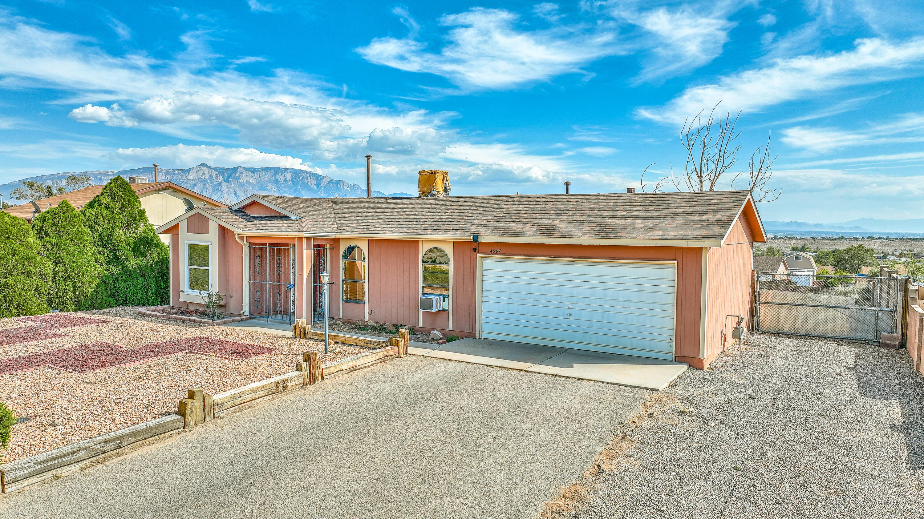 Platinum Dr, Rio Rancho, NM 87124