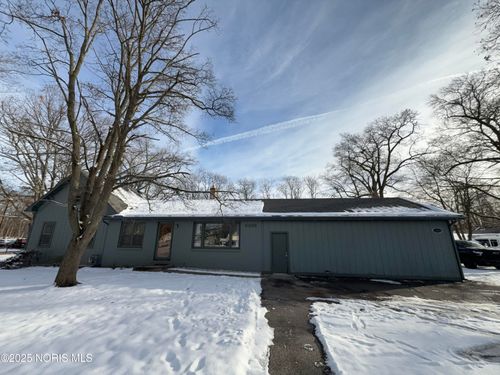 5266 Whiteford Rd, Sylvania, OH, 43560-2557 | Card Image