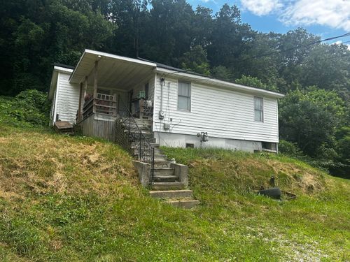 53 Fairlane Dr, Vanceburg, KY, 41179-8958 | Card Image