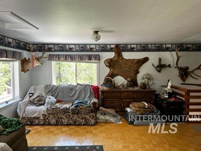 86 Valgem Rd, Home with 2 bedrooms, 1 bathrooms and null parking in Cascade ID | Image 4