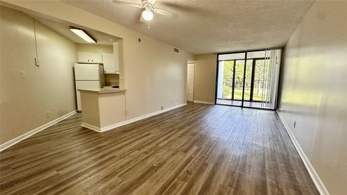 apt-110-211 Lake Pointe Dr, Oakland Park, FL, 33309-3538 | Card Image