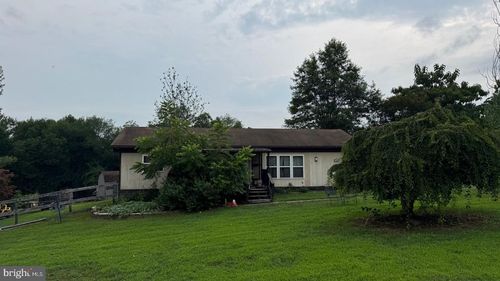 1130 Latimore Creek Rd, York Springs, PA, 17372-9026 | Card Image