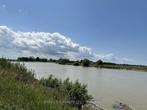 5269 Tecumseh Line, Tilbury, ON, N0P2L0 | Card Image