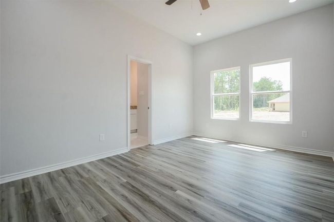 2352 Cedar Place Dr, House other with 3 bedrooms, 2 bathrooms and 2 parking in Conroe TX | Image 7