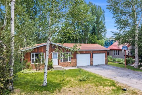 610 Pamela Ln, Steamboat Springs, CO, 80487-8910 | Card Image