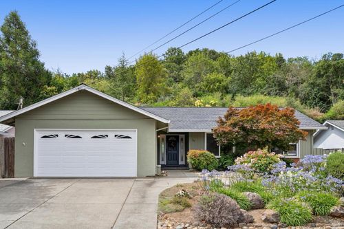 24 Lawrence Drive, Novato, CA, 94945 | Card Image