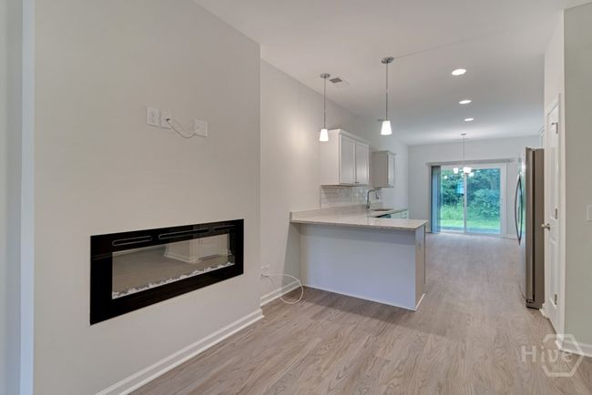 170 - 146 Bellasera Way, Townhouse with 3 bedrooms, 3 bathrooms and null parking in Richmond Hill GA | Image 4