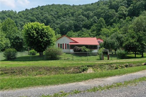 119 Straight Run Rd, Orma, WV, 25268-8711 | Card Image