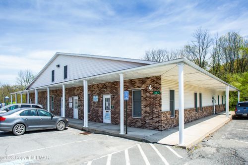 unit-1-315 Dartmouth Dr, East Stroudsburg, PA, 18301 | Card Image
