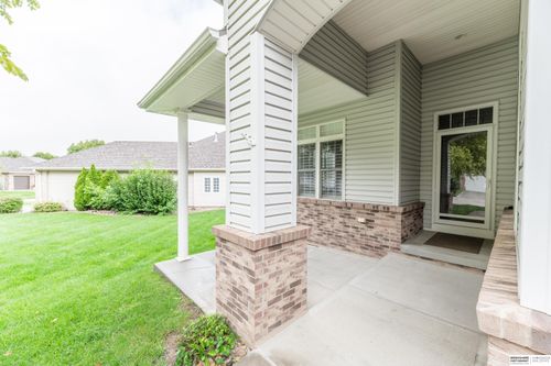 1521 S 190th Plaza, Omaha, NE, 68130 | Card Image