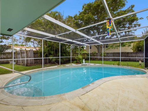 b-1680 Ne 34th Ln, Oakland Park, FL, 33334-5374 | Card Image