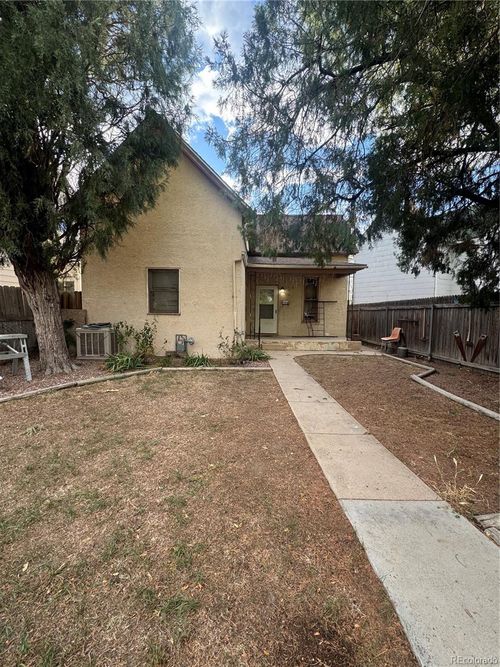 131 Saint Louis Ave, Pueblo, CO, 81004-2236 | Card Image