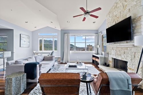 apt-49-8110 Ranch Road 2222, Austin, TX, 78730-2341 | Card Image