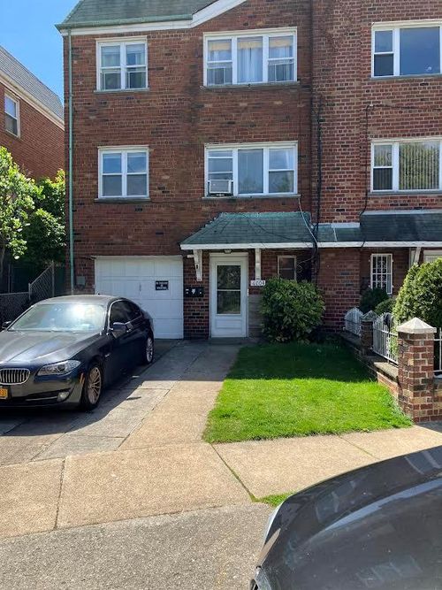 67 Garfield Ave, Woodside, NY, 11377-7520 | Card Image