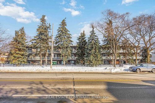 207-123 Woodbine Ave, Toronto, ON, M4L3V8 | Card Image