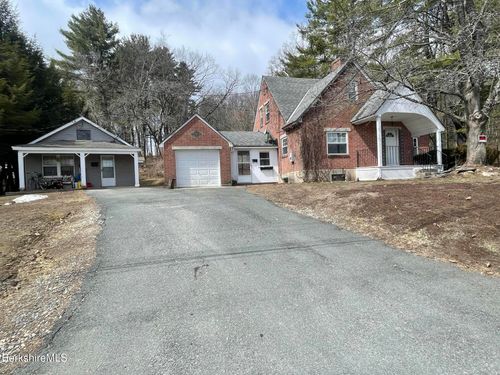 20 Prospect St, Dalton, MA, 01226-1135 | Card Image