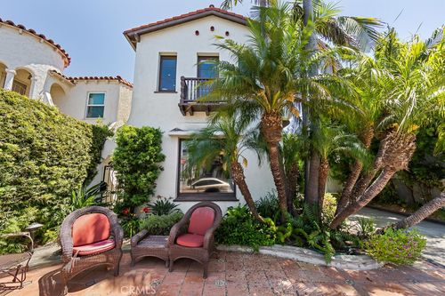 170 Saint Joseph Ave, Long Beach, CA, 90803-3165 | Card Image