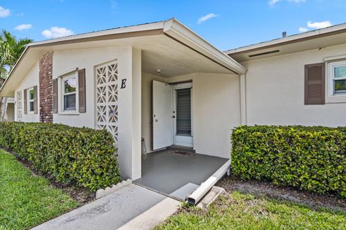 e-2528 Emory Dr E, West Palm Beach, FL, 33415-7826 | Card Image