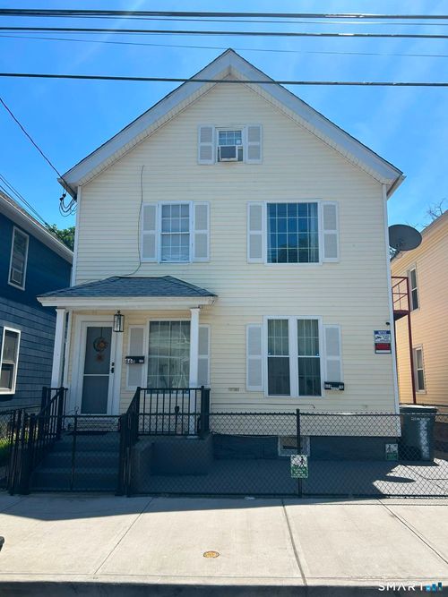 3-666 Ogden St, Bridgeport, CT, 06608-1734 | Card Image