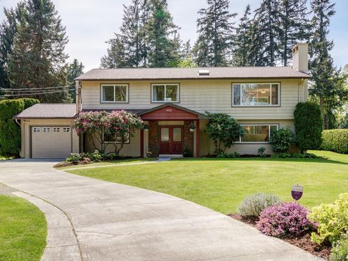 975 Ardmore Dr, North Saanich, BC, V8L5G1 | Card Image