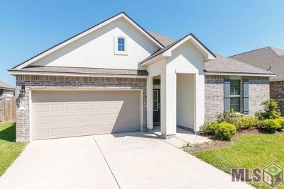 7546 Trailview Dr, House other with 4 bedrooms, 2 bathrooms and null parking in Gonzales LA | Image 1