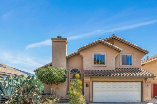 10145 Diamond Head Ct, Spring Valley, CA, 91977-5318 | Card Image