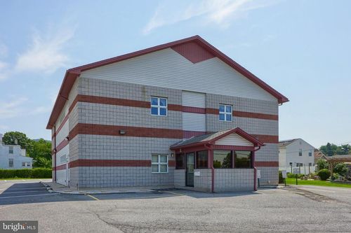 3725 Kutztown Rd, Reading, PA, 19605-1843 | Card Image