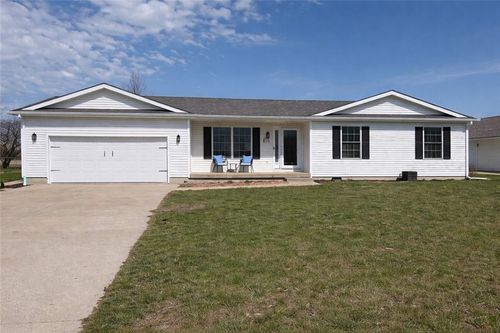 9908 E Bloomfield Hills Dr, Effingham, IL, 62401-4457 | Card Image