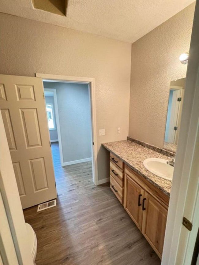 106 B B South Ave, House other with 3 bedrooms, 2 bathrooms and null parking in Metaline Falls WA | Image 18