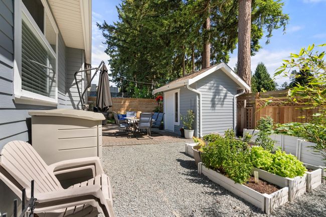 12758 16 Avenue, House other with 2 bedrooms, 2 bathrooms and 5 parking in Surrey BC | Image 24