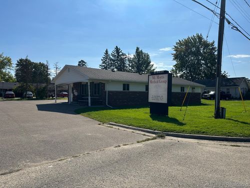 8434 N Saginaw Rd, Mount Morris, MI, 48458-1190 | Card Image