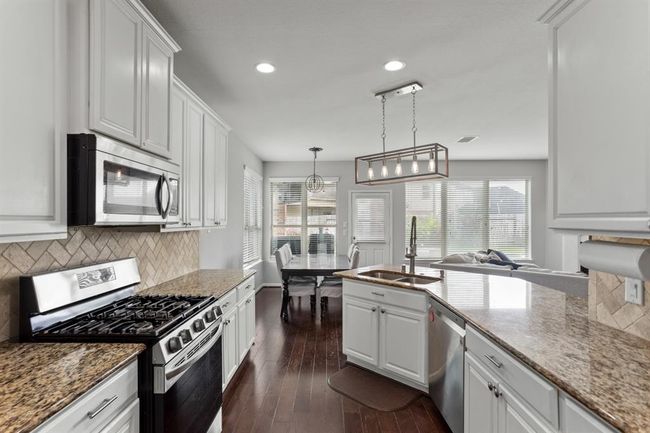 Whip up a meal for your family, friends, and guests while still being a part of all of the action! | Image 7