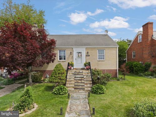 6512 Cedar Ln, FALLS CHURCH, VA, 22042-2306 | Card Image