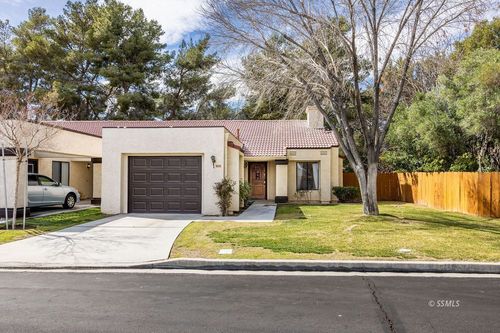 937 Monterey Dr, Ridgecrest, CA, 93555-3185 | Card Image