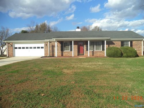 147 Butch Cir, Hazel Green, AL, 35750-9361 | Card Image