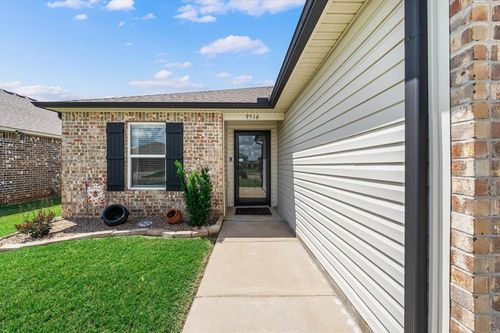 9516 Nw 122nd Terrace, Yukon, OK, 73099 | Card Image