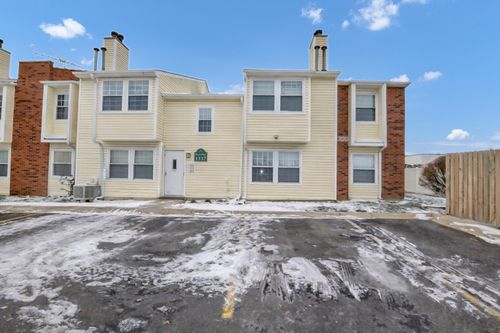 apt-208-1337 E Wyndham Cir, Palatine, IL, 60074-7942 | Card Image