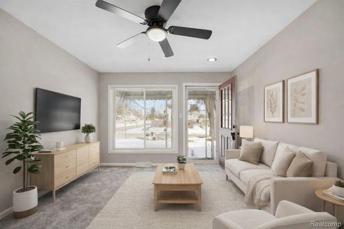 1706 E Pearl Ave, Hazel Park, MI, 48030-1927 | Card Image