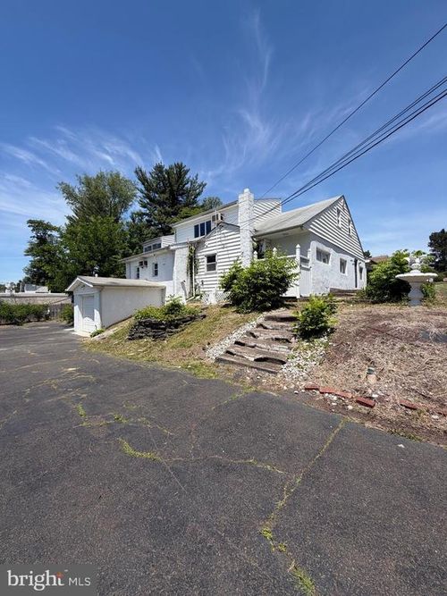 1916 Fernbrook Avenue, FEASTERVILLE TREVOSE, PA, 19053 | Card Image