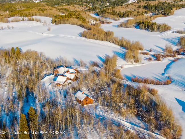 2815 Black Sheep Farm Rd, House other with 4 bedrooms, 5 bathrooms and null parking in Alta WY | Image 39