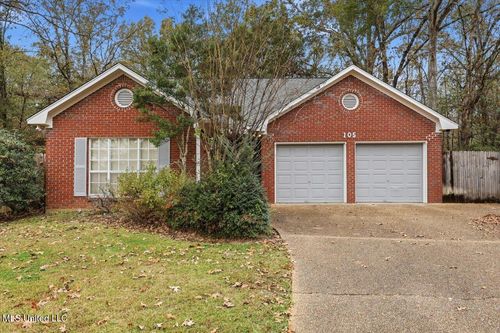 105 Burnt Leaf Way, Clinton, MS, 39056-6328 | Card Image