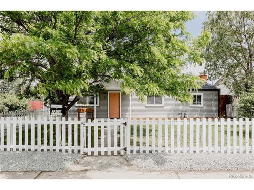 1200 S Patton Ct, Denver, CO, 80219-3823 | Card Image