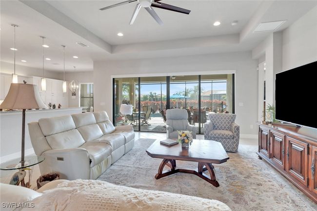 11692 Stonecreek Cir, House other with 3 bedrooms, 3 bathrooms and null parking in FORT MYERS FL | Image 10