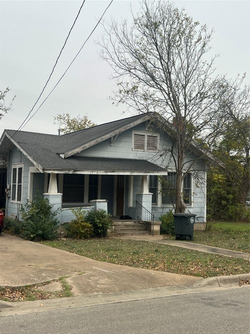 1621 S College St, Georgetown, TX, 78626-7003 | Card Image