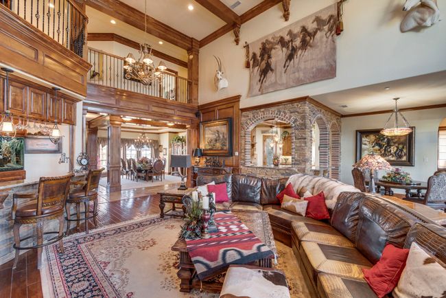 725 Locust Dr, House other with 5 bedrooms, 6 bathrooms and null parking in Oak Leaf TX | Image 10