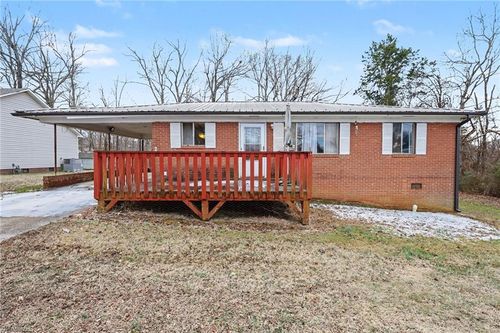 1892 Lake Road, Thomasville, NC, 27360 | Card Image