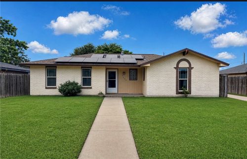 3206 Meadow Ridge Dr, Corpus Christi, TX, 78418-3937 | Card Image